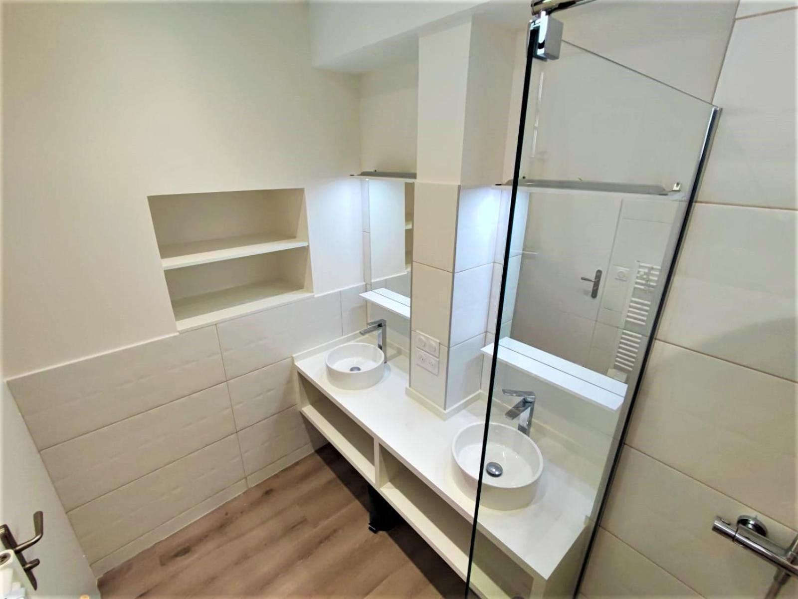 Appartements - Halles Brauhauban 塔布 外观 照片